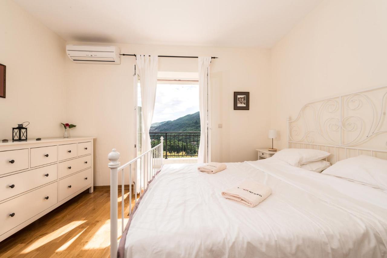 Villa Lavender Herceg Novi Exteriör bild